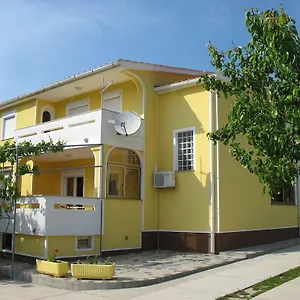  Apartment Polonijo